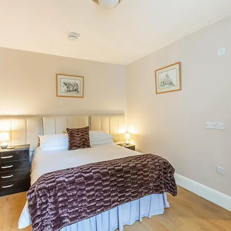 Roger Ground - With Onsite Car Parking Maison d'hôtes Windermere
