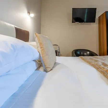 Πανσιόν Roger Ground - With Onsite Car Parking Windermere