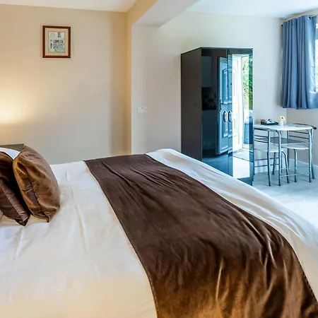 Roger Ground - With Onsite Car Parking 4* 温德米尔